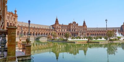 Plaza de España en la ciudad de Sevilla