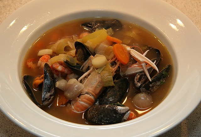 Plato de la bouillabaisse. Francia