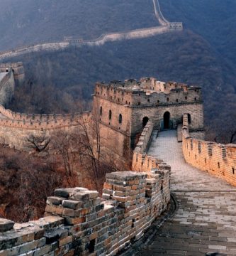 Puesta de sol en la gran muralla china